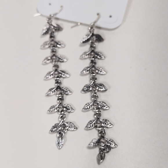 3.75 Inch Textured Metal Leaves Design Drop Dangle Earrings - Silver Tone Finish - Picture 4 of 9